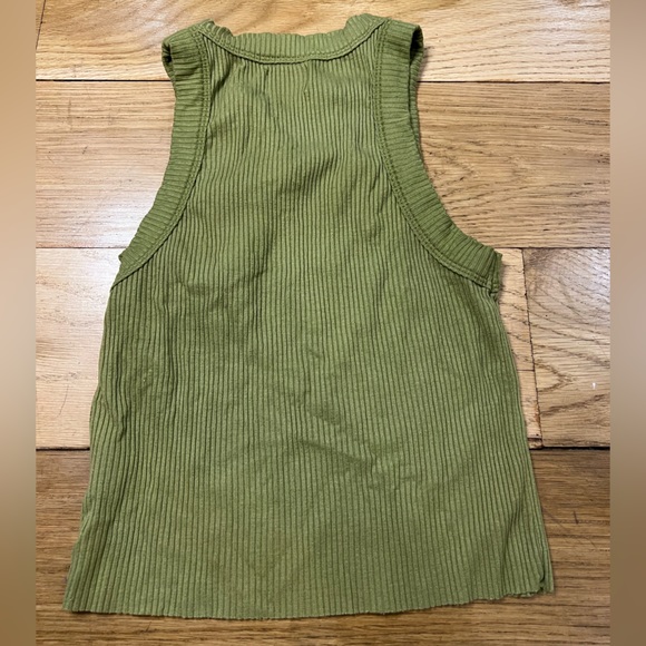 Rivington Ribbed Cropped Tank - Picture 2 of 3